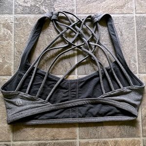 EUC LULULEMON free to be wild bra